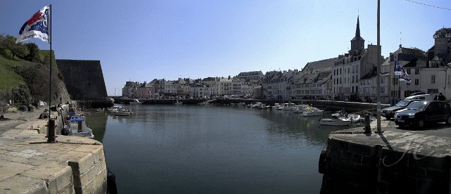 0161-0162LePalais.jpg