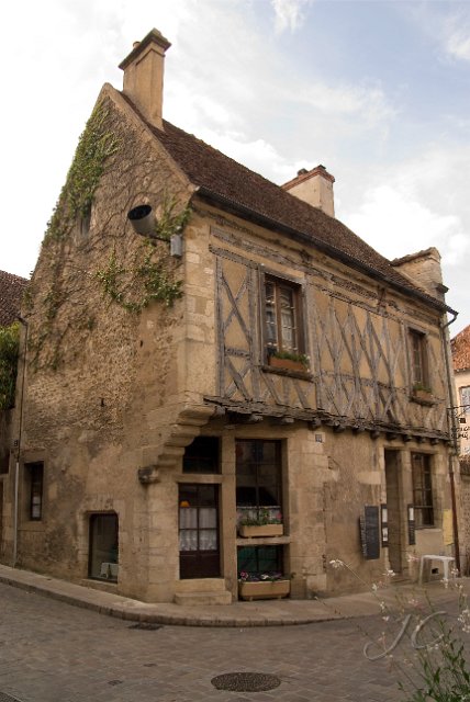 0095Avallon.jpg - SONY DSC