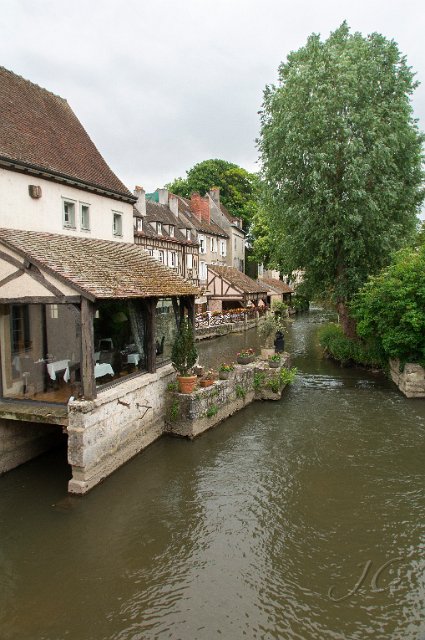 0168Chartres.jpg - SONY DSC