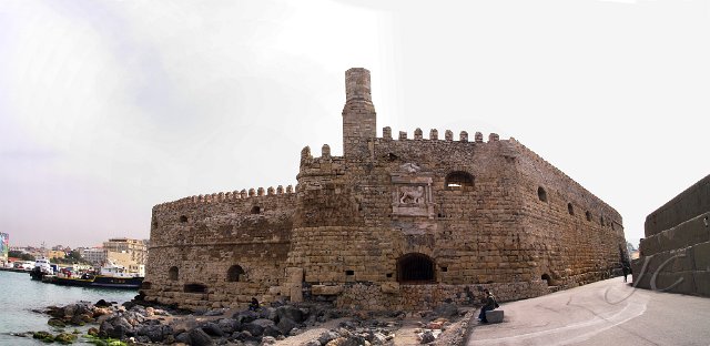 0010-0011Iraklion.jpg