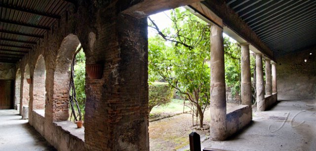 0421-0422Pompei.jpg - SONY DSC