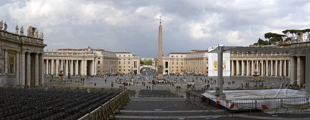 0231-0232Vaticano.jpg